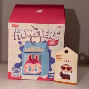 Labubu Wacky Mart Squishy Pendant - Onigiri